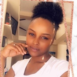 Meet your Posher, Tiara